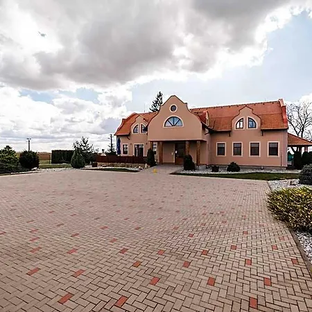 Ard 3* Sarovce